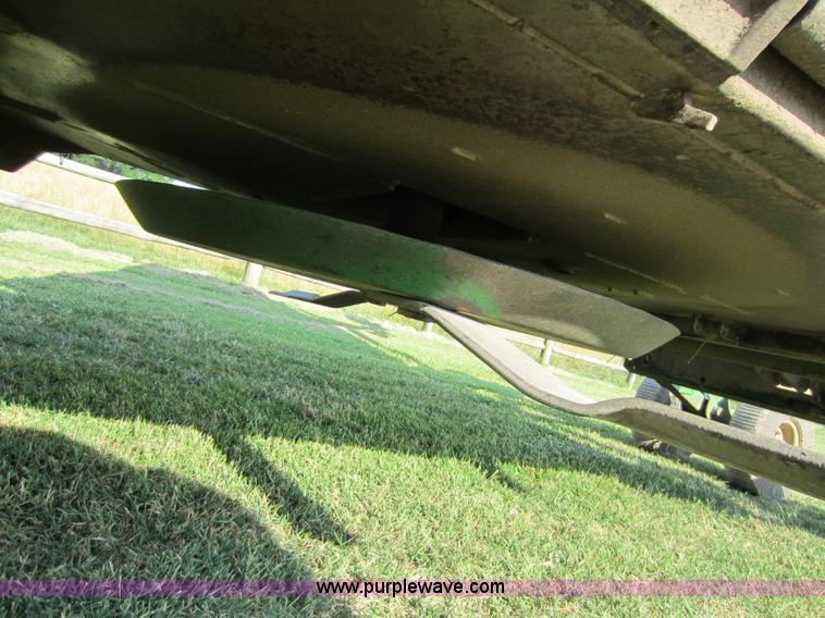 image for item D5583 2004 John Deere HX15 15' batwing mower