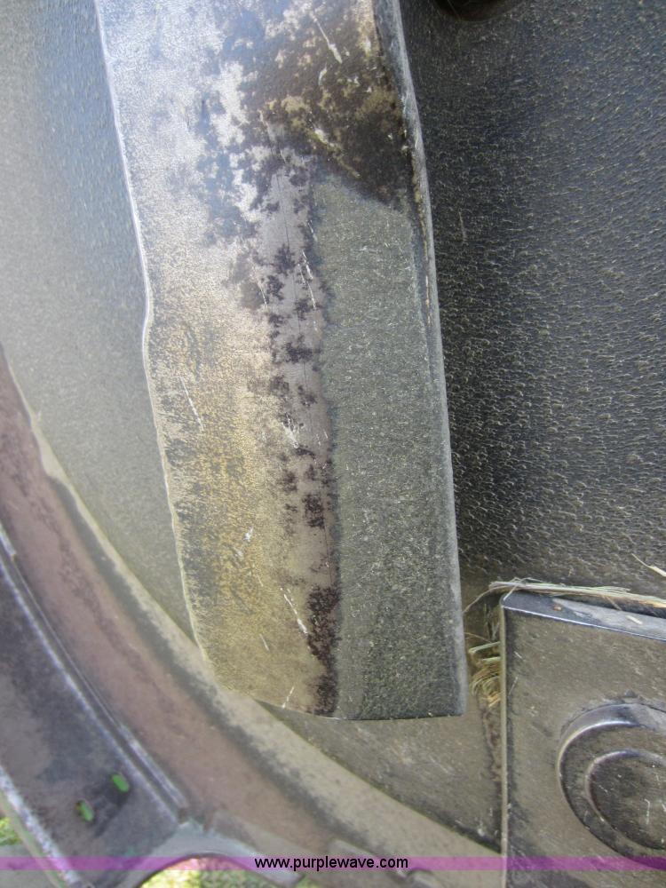 image for item D5583 2004 John Deere HX15 15' batwing mower