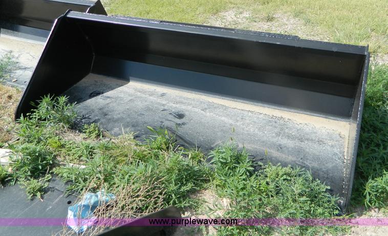 image for item M9845 Cammond 72" smooth edge skid steer bucket