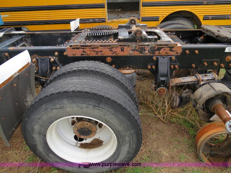 image for item A5346 1998 Peterbilt 378 semi truck