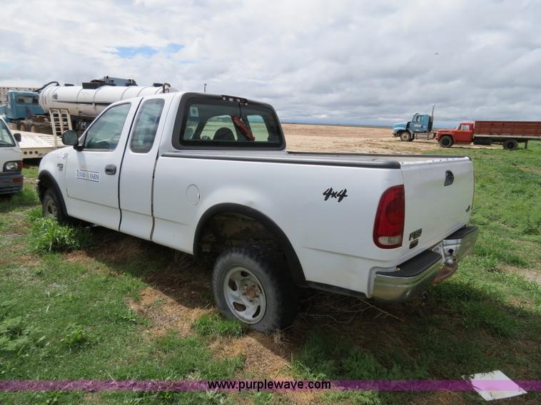 image for item A5351 1999 Ford F150 extended cab pickup truck