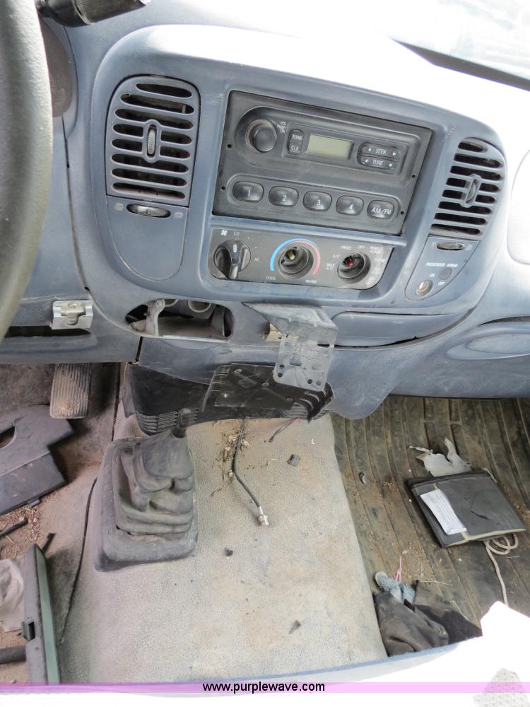 image for item A5351 1999 Ford F150 extended cab pickup truck