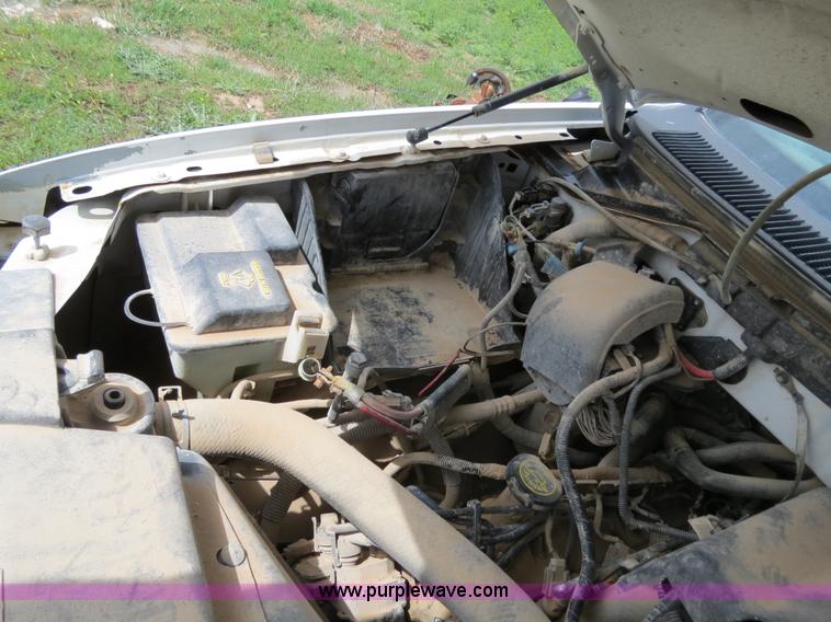 image for item A5351 1999 Ford F150 extended cab pickup truck