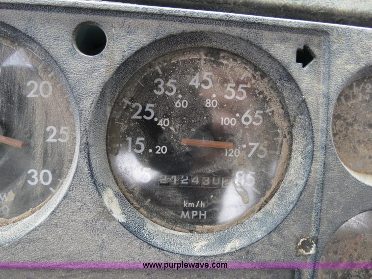 image for item A5353 1997 Freightliner FL112 semi truck