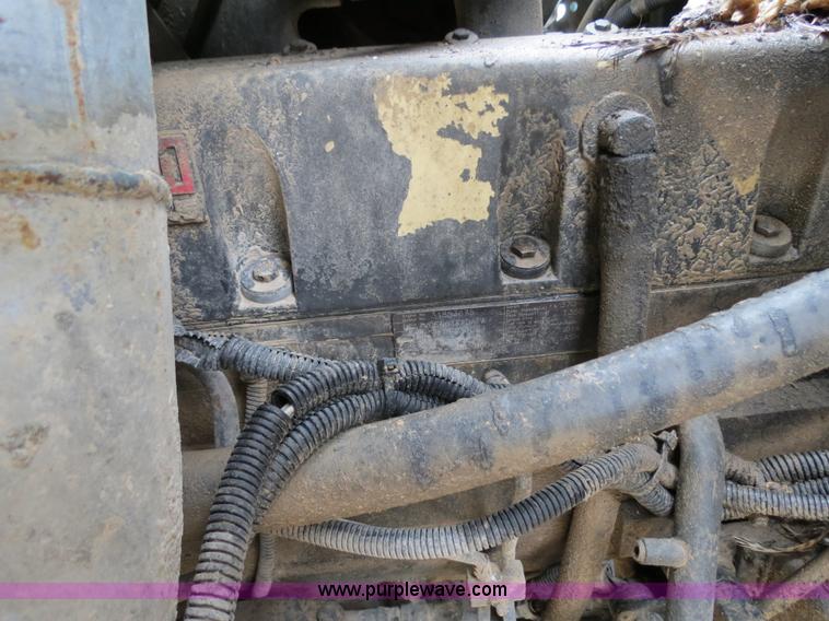 image for item A5353 1997 Freightliner FL112 semi truck