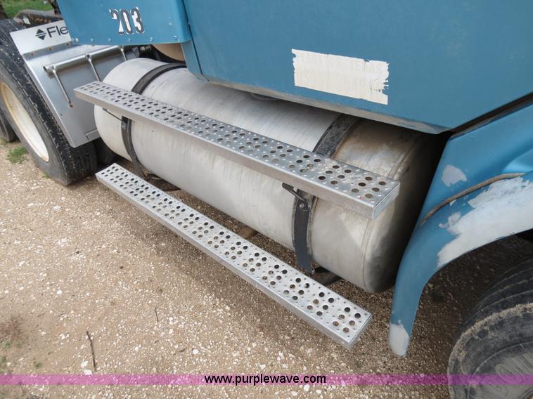 image for item A5353 1997 Freightliner FL112 semi truck