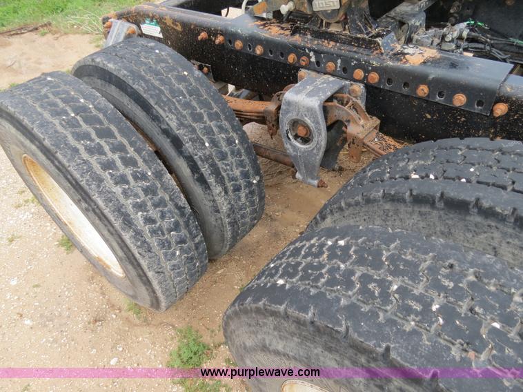 image for item A5353 1997 Freightliner FL112 semi truck