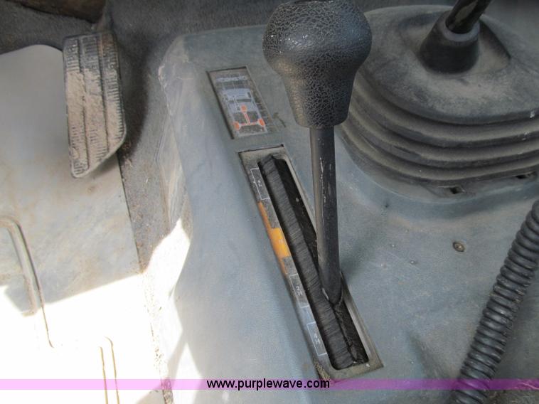 image for item A8322 1989 GMC K3500 pickup truck