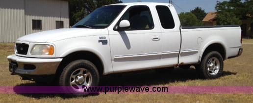 image for item B1339 1998 Ford F150 extended cab pickup truck