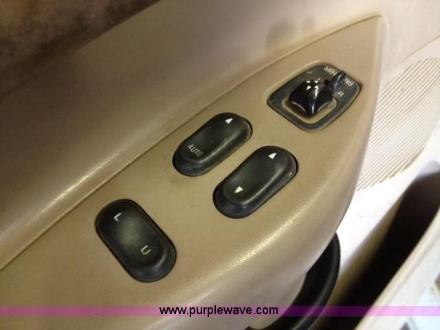 image for item B1339 1998 Ford F150 extended cab pickup truck