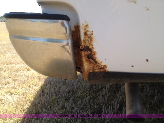 image for item B1339 1998 Ford F150 extended cab pickup truck