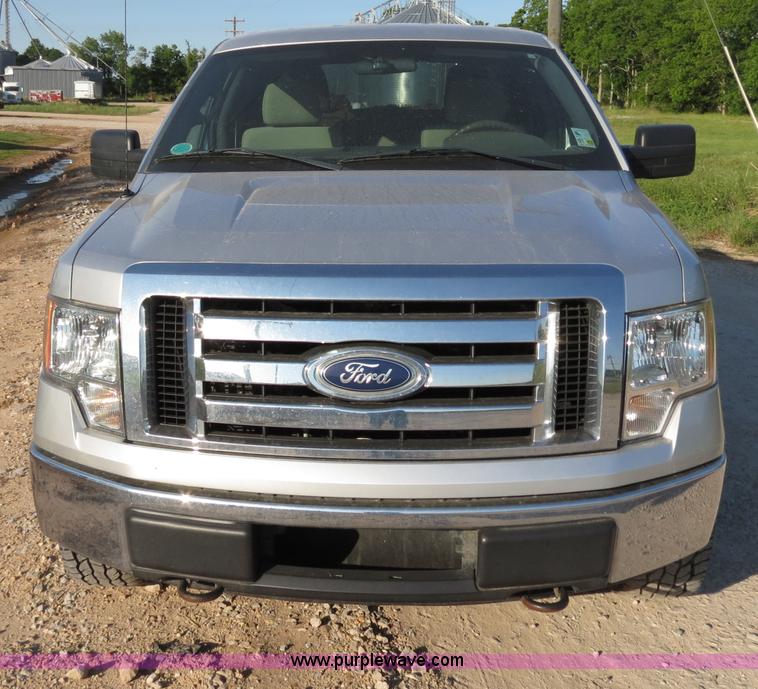 image for item B2330 2010 Ford F150 Super Crew pickup truck