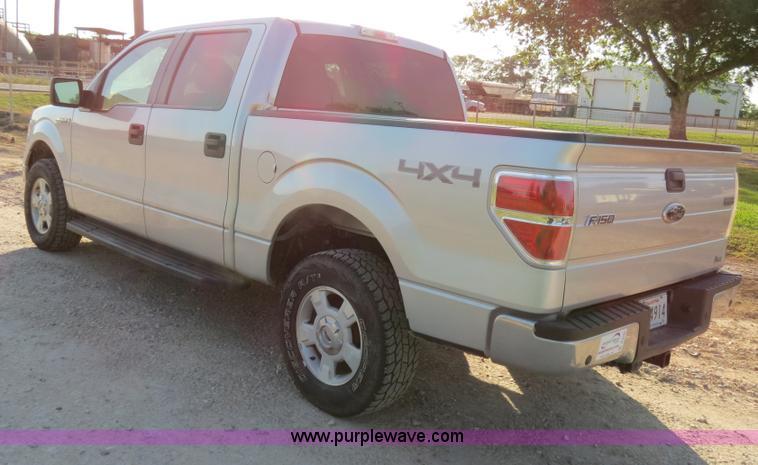 image for item B2330 2010 Ford F150 Super Crew pickup truck