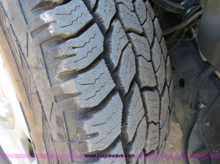 image for item B2330 2010 Ford F150 Super Crew pickup truck