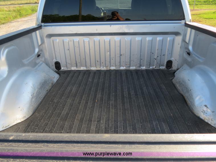 image for item B2330 2010 Ford F150 Super Crew pickup truck