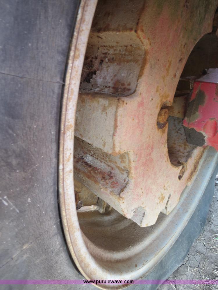 image for item B2406 1967 International 1206 Wheatland tractor