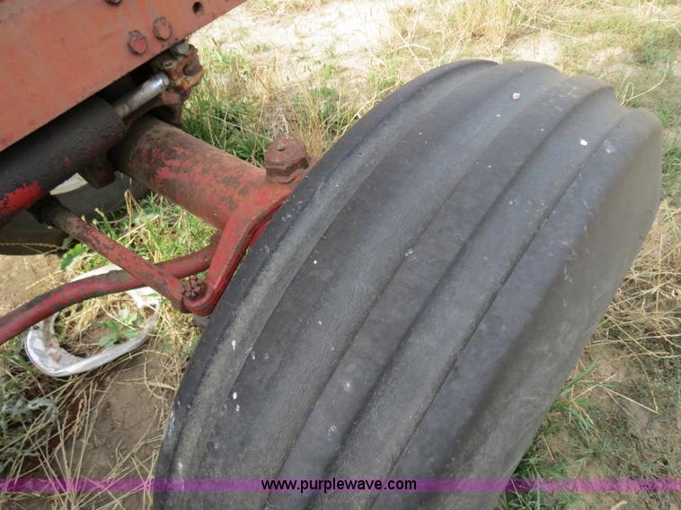 image for item B2406 1967 International 1206 Wheatland tractor