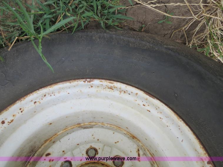 image for item B2406 1967 International 1206 Wheatland tractor