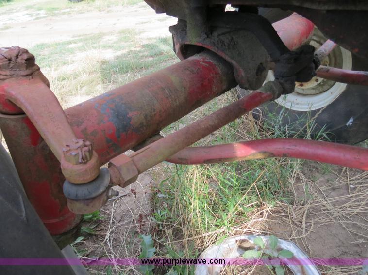 image for item B2406 1967 International 1206 Wheatland tractor