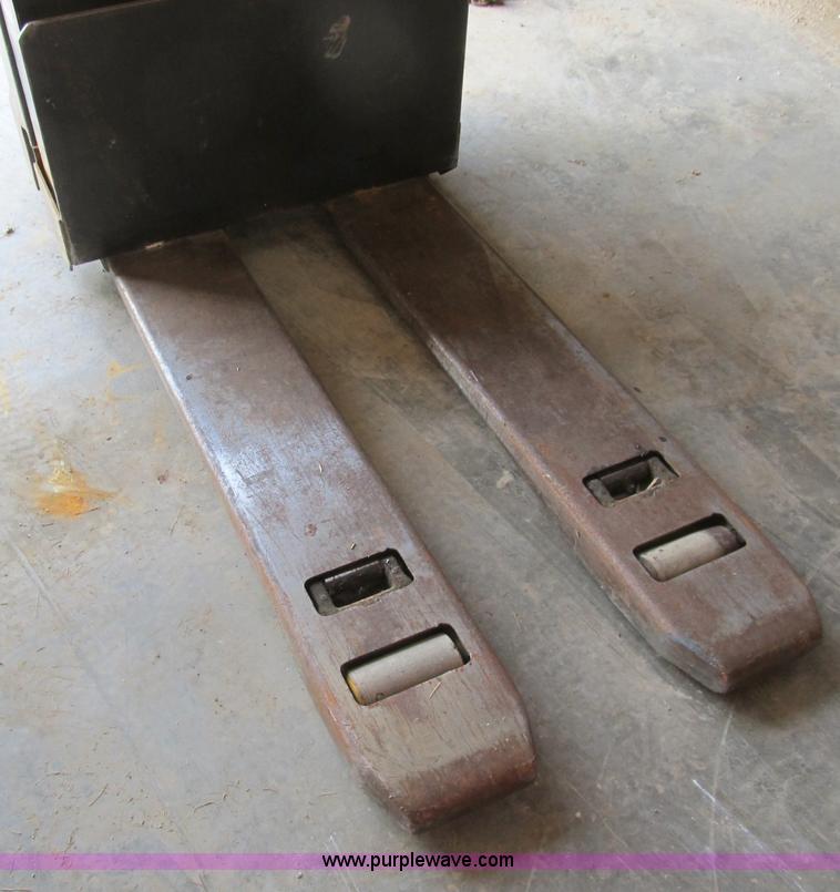 image for item B2717 Barrett 12v electric pallet jack