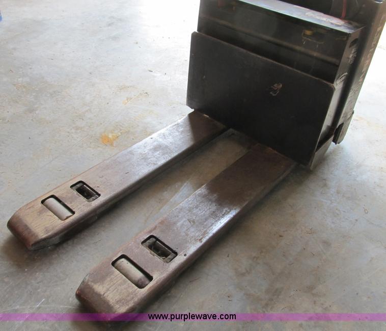 image for item B2717 Barrett 12v electric pallet jack