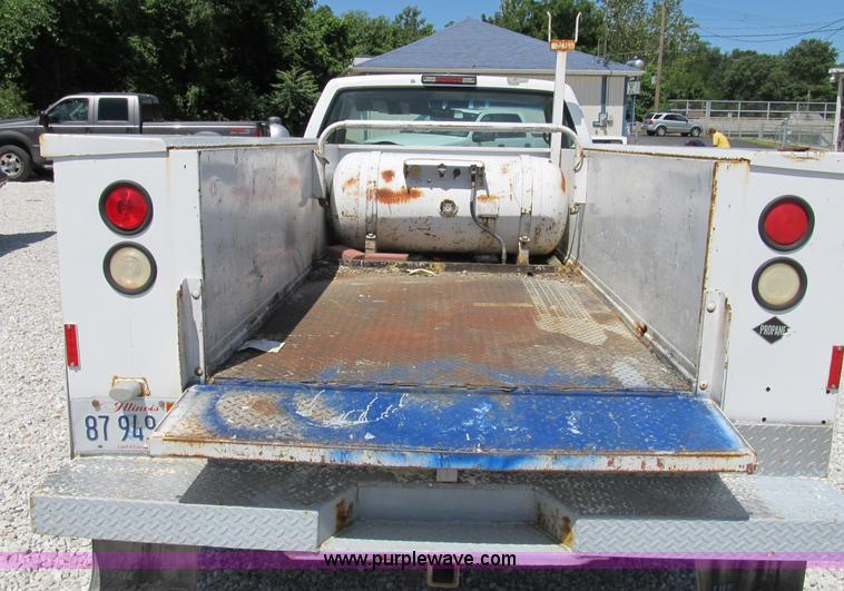 image for item B2720 1995 Chevrolet 3500 utility pickup truck