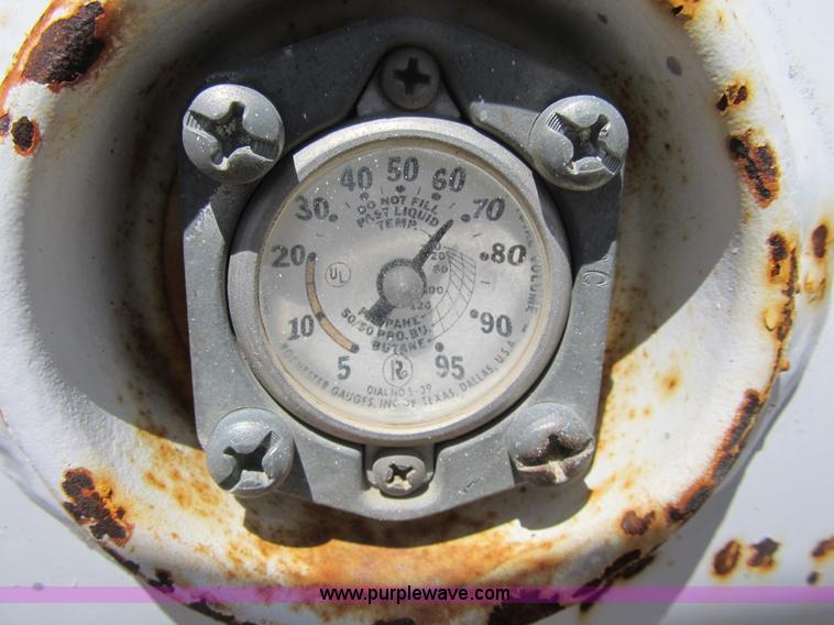 image for item B2720 1995 Chevrolet 3500 utility pickup truck