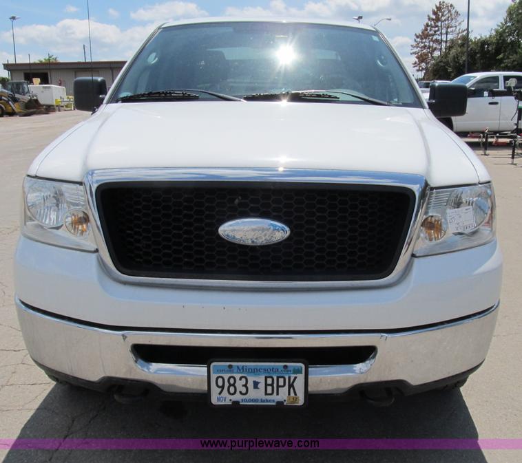 image for item B2722 2007 Ford F150 XLT extended cab pickup truck