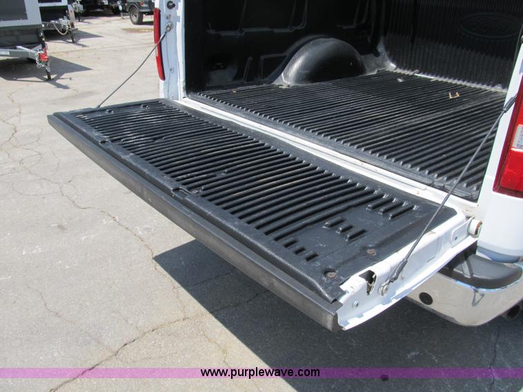 image for item B2722 2007 Ford F150 XLT extended cab pickup truck