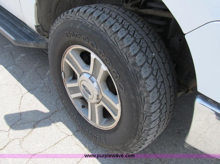 image for item B2722 2007 Ford F150 XLT extended cab pickup truck