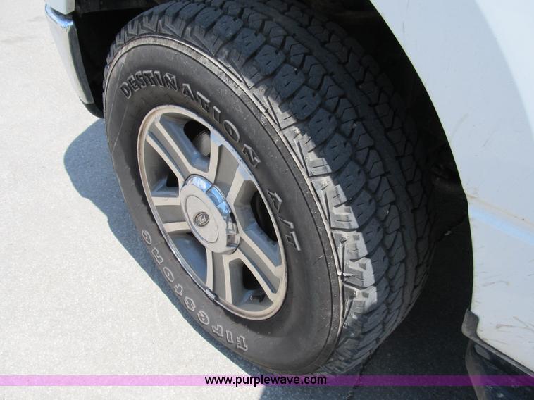 image for item B2722 2007 Ford F150 XLT extended cab pickup truck