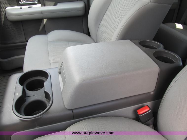 image for item B2722 2007 Ford F150 XLT extended cab pickup truck