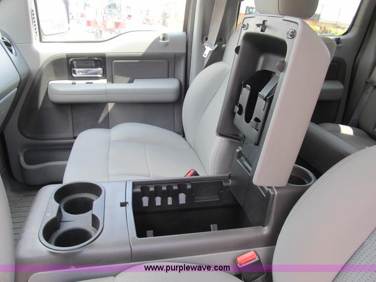 image for item B2722 2007 Ford F150 XLT extended cab pickup truck