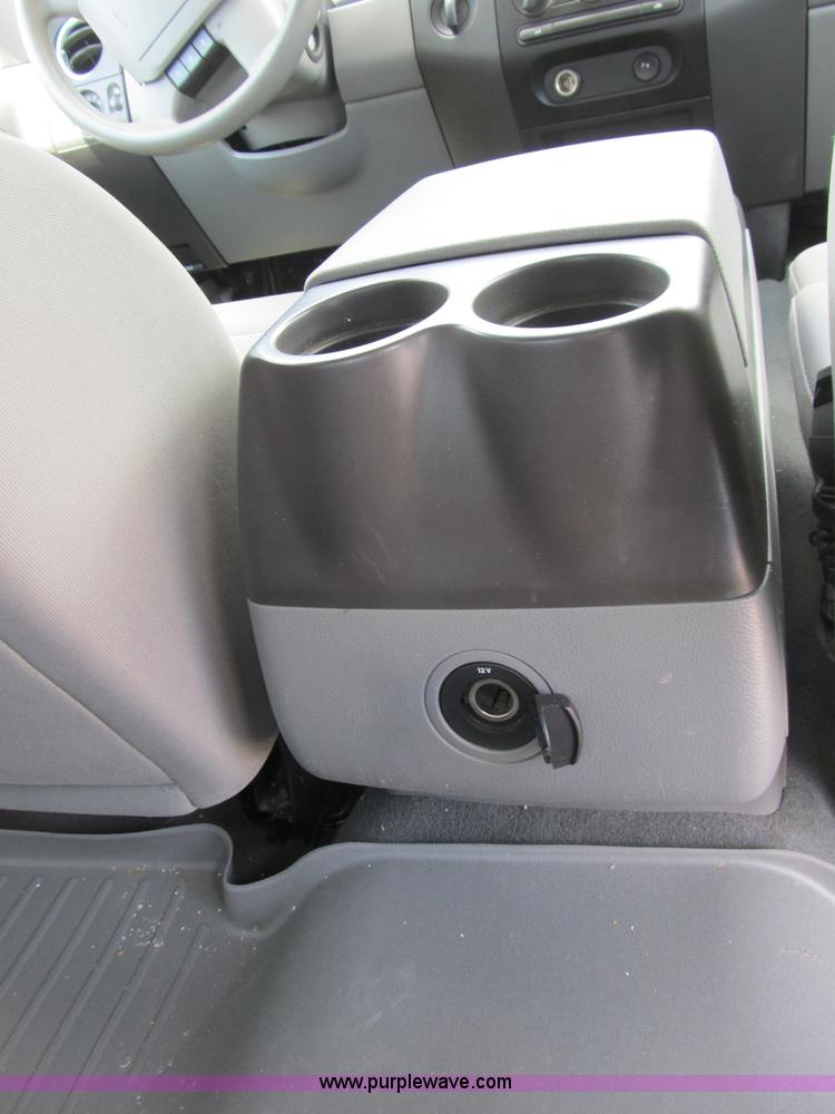 image for item B2722 2007 Ford F150 XLT extended cab pickup truck