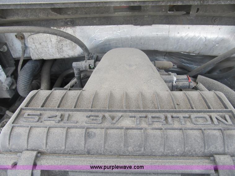 image for item B2722 2007 Ford F150 XLT extended cab pickup truck