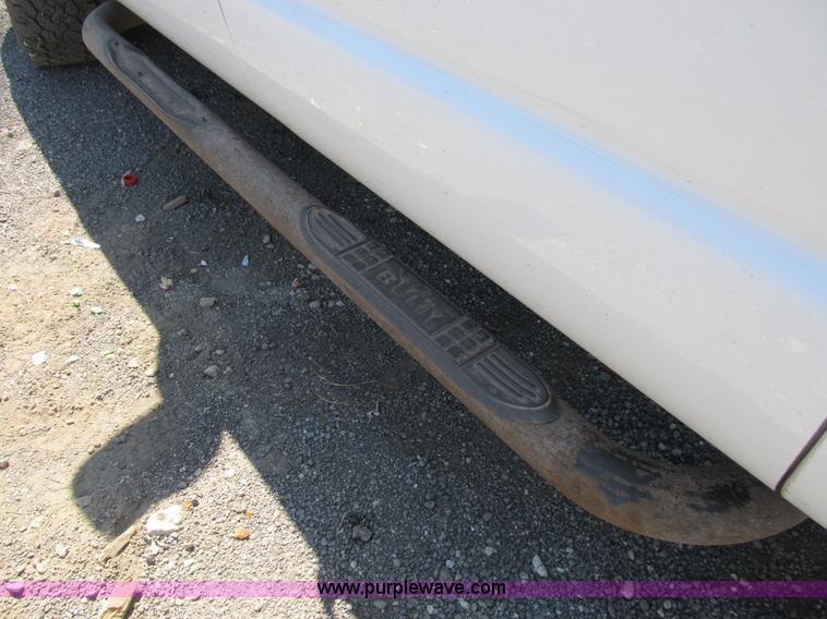 image for item B2725 2008 Dodge Ram 1500 extended cab pickup truck