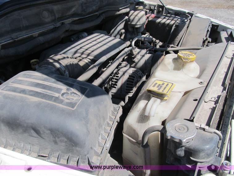 image for item B2725 2008 Dodge Ram 1500 extended cab pickup truck