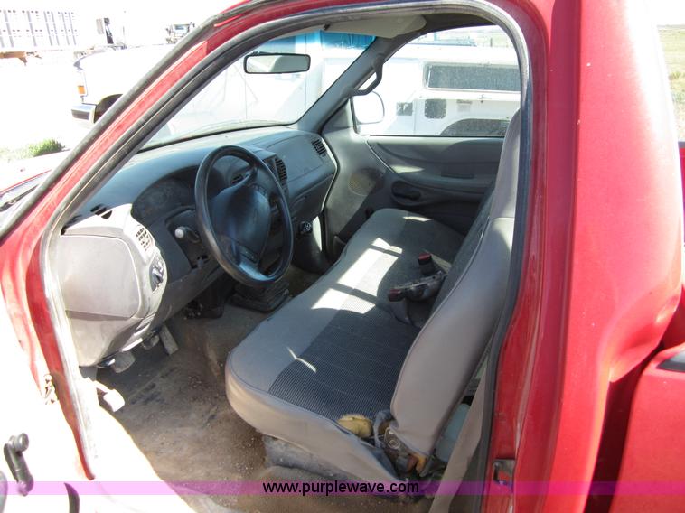 image for item B3267 1997 Ford F150 pickup truck