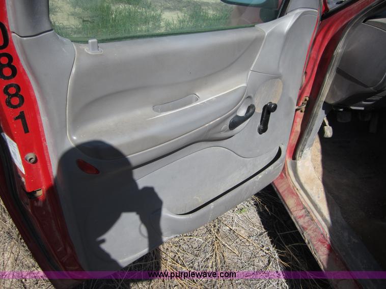 image for item B3267 1997 Ford F150 pickup truck