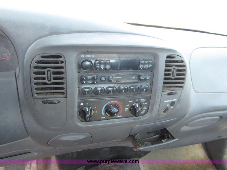 image for item B3267 1997 Ford F150 pickup truck