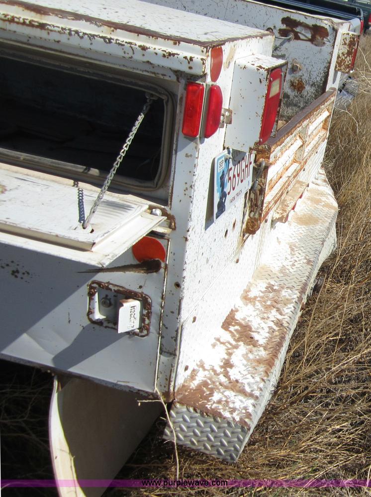 image for item B3268 1996 Ford F350 utility pickup truck