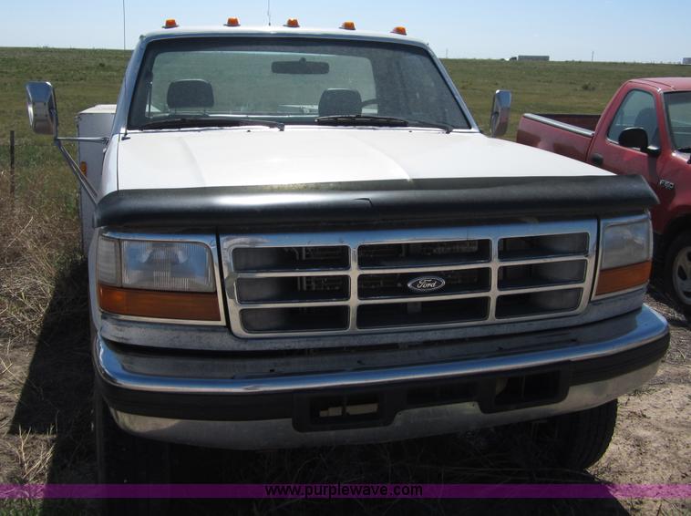 image for item B3268 1996 Ford F350 utility pickup truck