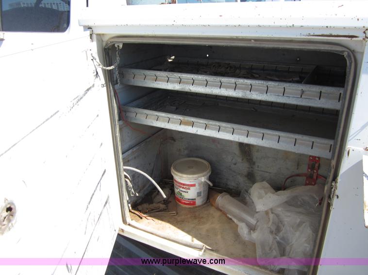 image for item B3268 1996 Ford F350 utility pickup truck