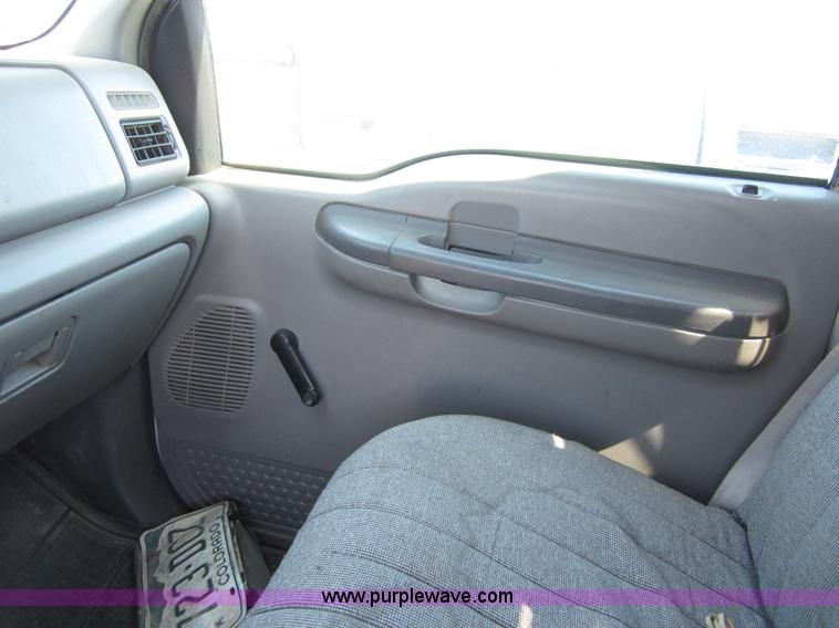 image for item B3270 1999 Ford F350 Super Duty flatbed pickup truck