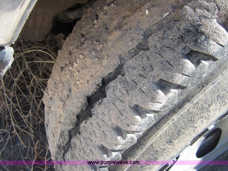 image for item B3272 1998 Ford F150 pickup truck