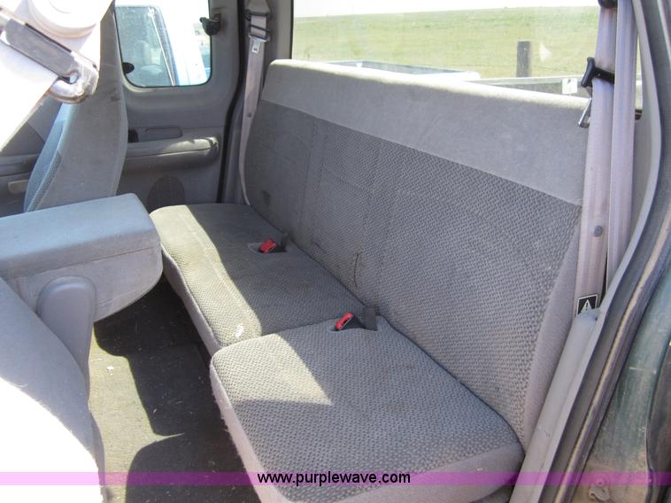 image for item B3273 1999 Ford F150 pickup truck