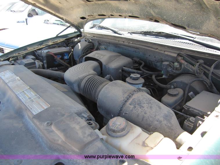 image for item B3273 1999 Ford F150 pickup truck