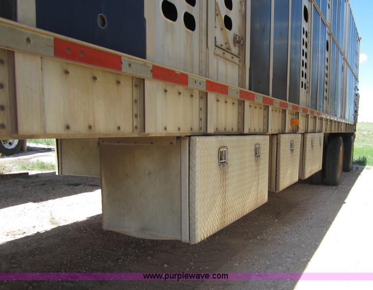 image for item B3279 1996 Wilson 53' hog trailer