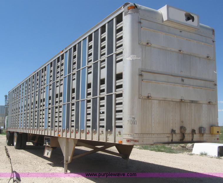 image for item B3282 1998 Eby 53' hog trailer