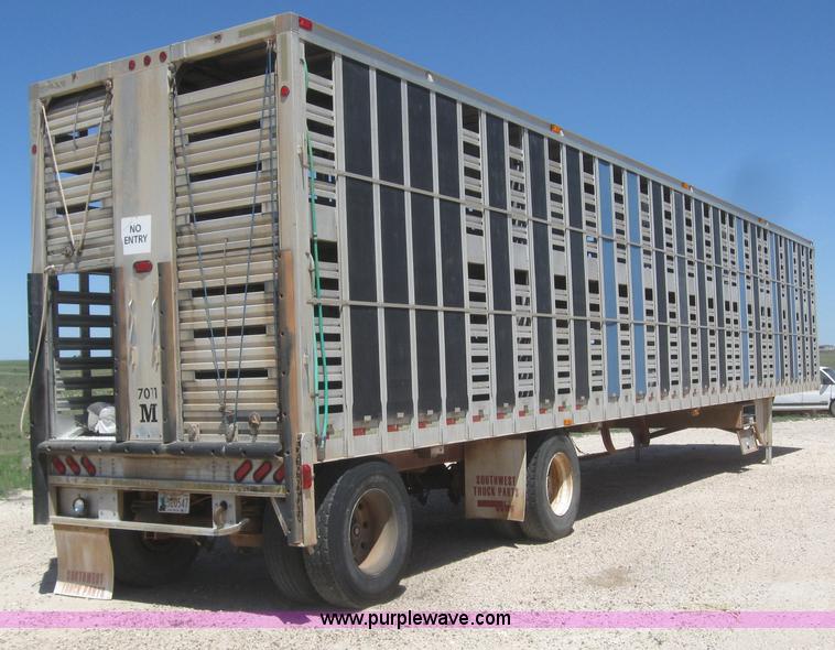 image for item B3282 1998 Eby 53' hog trailer
